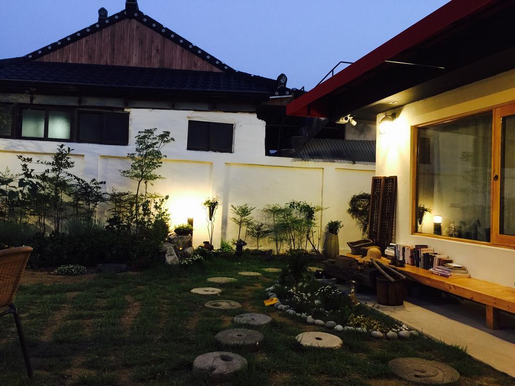 Jeonju Indigo Hanok Guesthouse Room photo