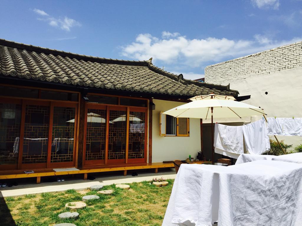 Jeonju Indigo Hanok Guesthouse Exterior photo